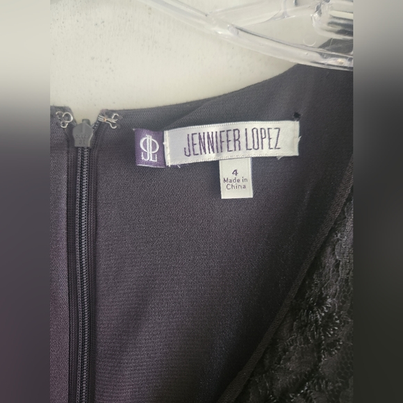 Jennifer Lopez Black Lace V-Neck Sleeveless Size 4 EUC Gray Dress - Picture 3 of 13